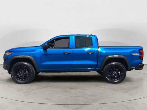 Used 2024 Chevrolet Colorado Trail Boss w/ LPO, Dark Essentials Package image 2