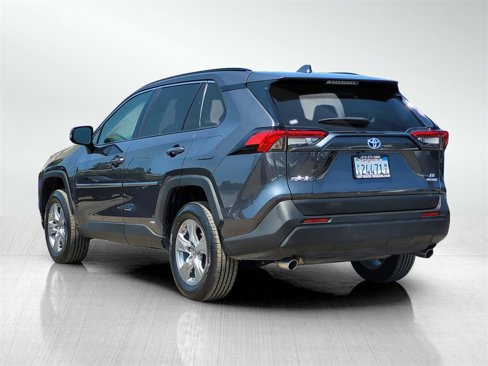 Used 2023 Toyota RAV4 LE image 6