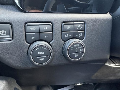 New 2025 Chevrolet Silverado 1500 LTZ image 24