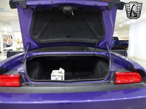 Used 2014 Dodge Challenger R/T image 26
