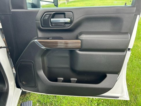 Used 2022 Chevrolet Silverado 2500 LT image 31