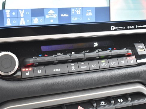 Used 2023 Toyota Tundra Limited image 21