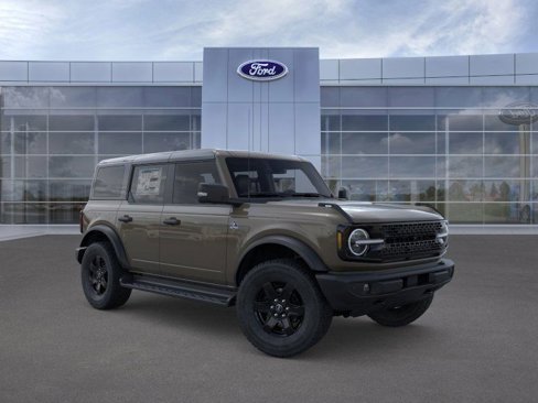 New 2025 Ford Bronco Outer Banks image 7