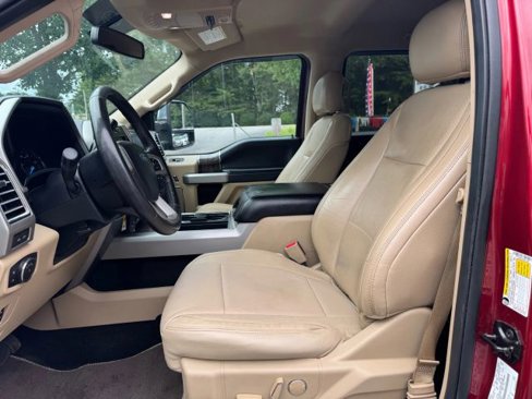 Used 2017 Ford F250 Lariat w/ Chrome Package image 12