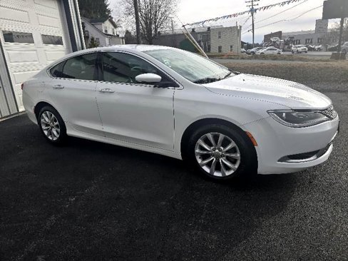 Used 2015 Chrysler 200 C image 4
