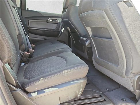 Used 2011 Chevrolet Traverse LT image 20