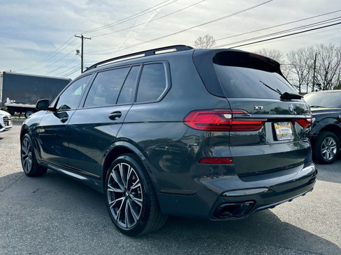 Used 2021 BMW X7 M50i image 6