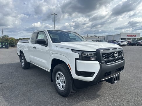 New 2026 Nissan Frontier S image 3