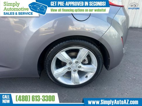 Used 2015 Hyundai Veloster image 24