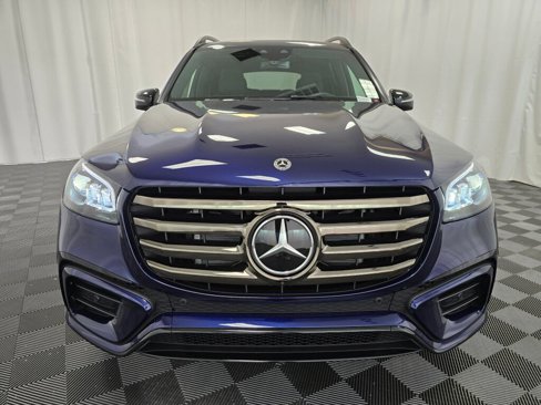 New 2025 Mercedes-Benz GLS 450 4MATIC image 9