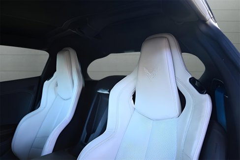 Used 2023 Chevrolet Corvette Stingray Coupe w/ Z51 Performance Package image 2