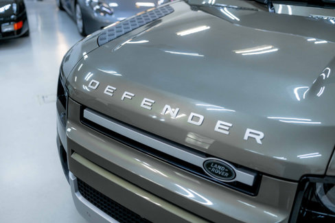 Used 2021 Land Rover Defender 90 First Edition image 24