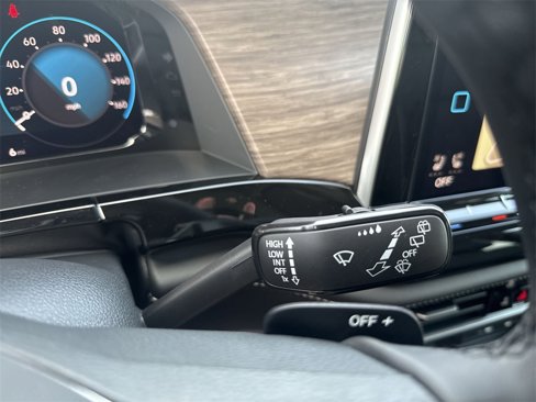 New 2025 Volkswagen Atlas SEL Premium R-Line image 23