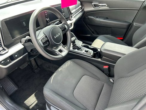 Used 2023 Kia Sportage LX image 13