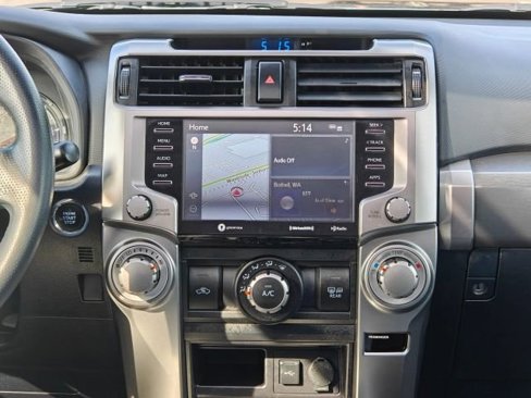 Used 2022 Toyota 4Runner SR5 Premium image 14