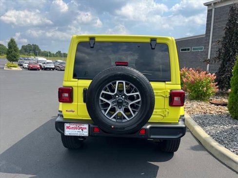 Used 2024 Jeep Wrangler Sahara w/ Technology Group image 4