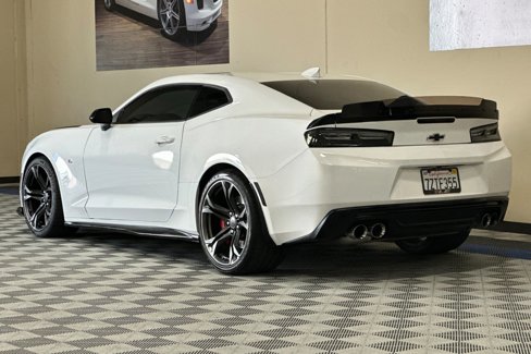 Used 2018 Chevrolet Camaro SS image 6