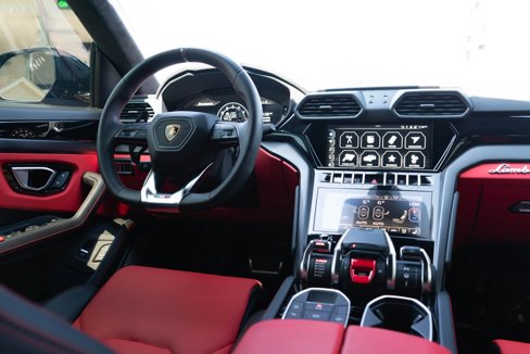 Used 2022 Lamborghini Urus image 47