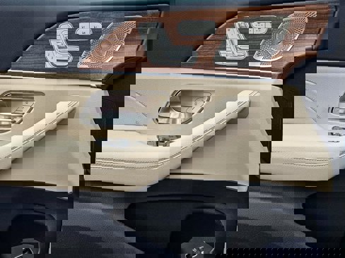 New 2026 Mercedes-Benz GLS 450 4MATIC image 11