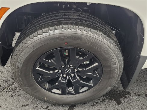 New 2026 Nissan Frontier SV image 12