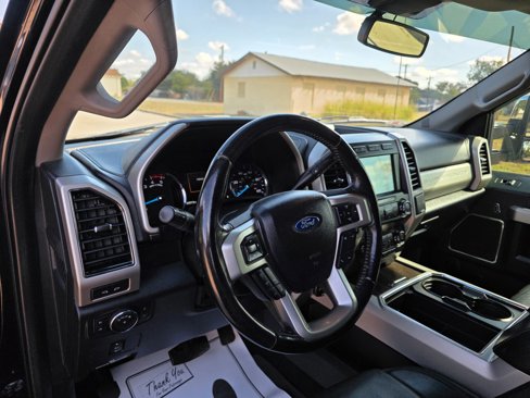 Used 2021 Ford F350 Lariat w/ Chrome Package image 11