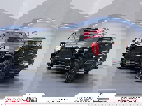Used 2023 GMC Sierra 1500 AT4X image 23