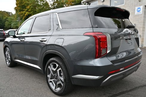 Used 2024 Hyundai Palisade Limited image 7