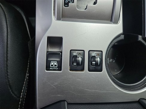 Used 2024 Toyota 4Runner SR5 Premium image 17