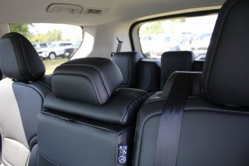 New 2026 Nissan Armada SV image 17