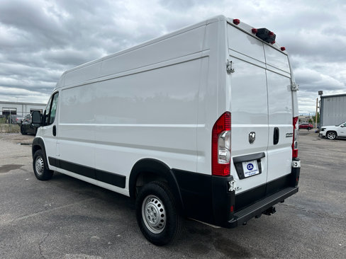 Used 2024 RAM ProMaster 2500 w/ Convenience Group image 7