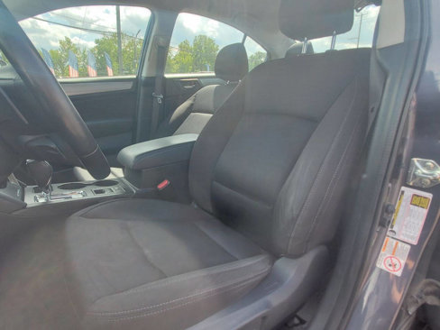 Used 2017 Subaru Legacy 2.5i Premium image 5