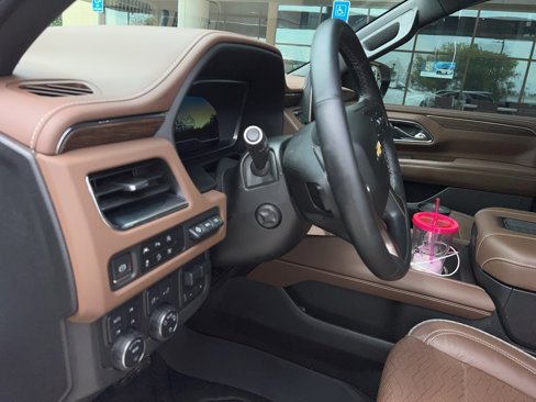 Used 2023 Chevrolet Tahoe High Country image 6