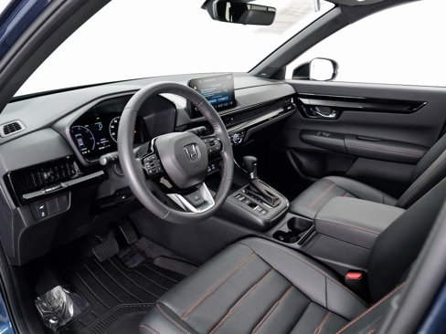 Used 2025 Honda CR-V Sport Touring image 4
