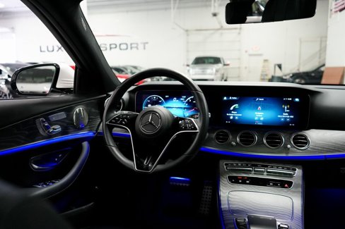 Used 2023 Mercedes-Benz E 450 4MATIC All-Terrain Wagon w/ Premium Package image 10