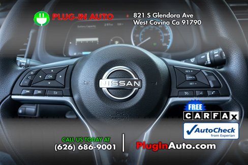 Used 2025 Nissan Leaf S image 18