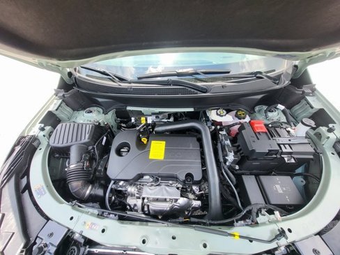 New 2026 Chevrolet Equinox LT w/ Safety and Technology Package image 9