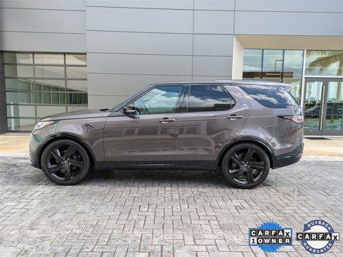 Certified 2024 Land Rover Discovery Metropolitan Edition image 7