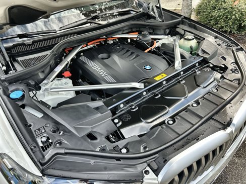 New 2026 BMW X5 xDrive50e w/ Premium Package image 30