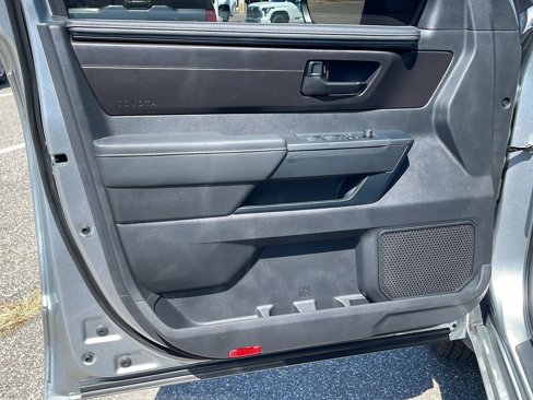 New 2026 Toyota Tundra SR image 18