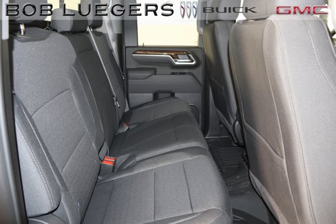 New 2026 GMC Sierra 2500 SLE w/ SLE Value Package; image 17