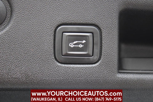 Used 2022 Chevrolet Equinox LT w/ Driver Convenience Package image 14