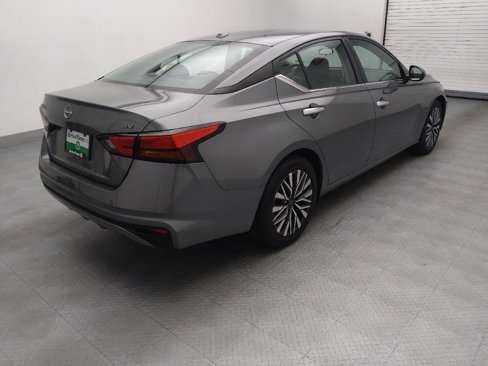 Used 2023 Nissan Altima 2.5 SV image 9
