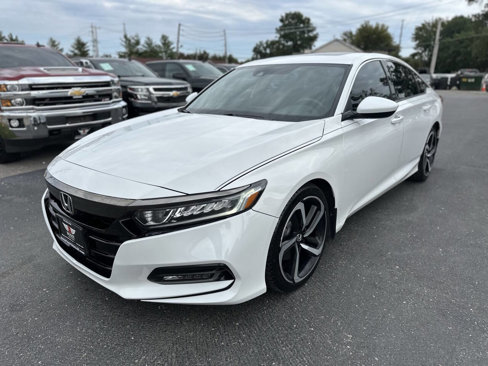 Used 2018 Honda Accord Sport image 3