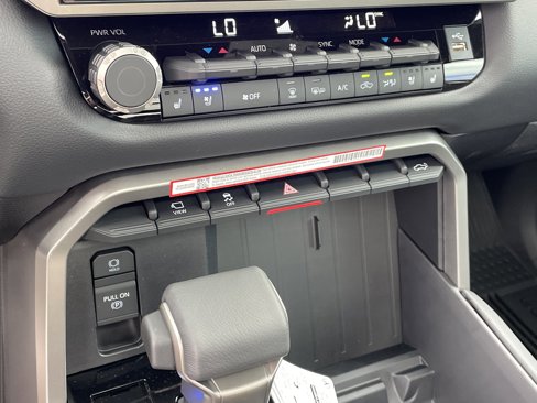 New 2026 Toyota Tundra Limited image 10