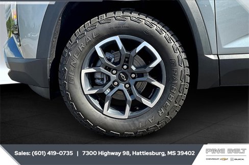 New 2026 Chevrolet Equinox ACTIV w/ Convenience Package III image 11