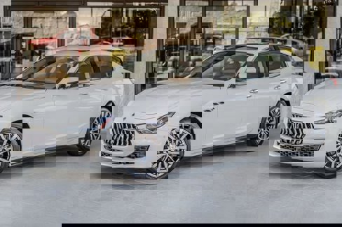 Used 2021 Maserati Ghibli S image 2