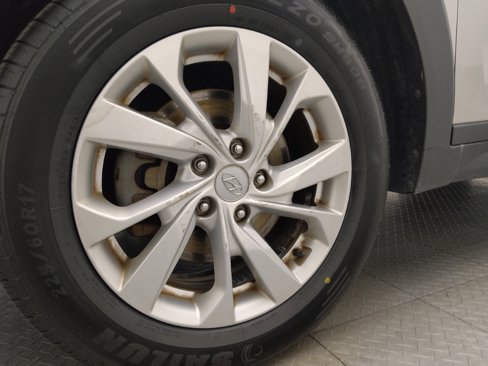 Used 2019 Hyundai Tucson SE image 31