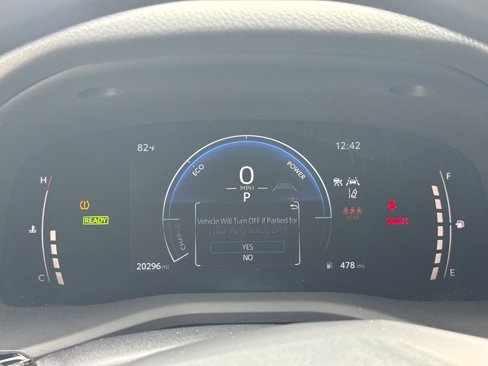 Used 2025 Toyota Camry LE image 26
