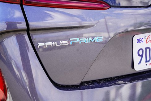 Used 2022 Toyota Prius Prime XLE image 7