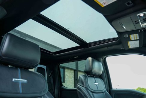 Used 2025 Ford F450 Platinum image 14